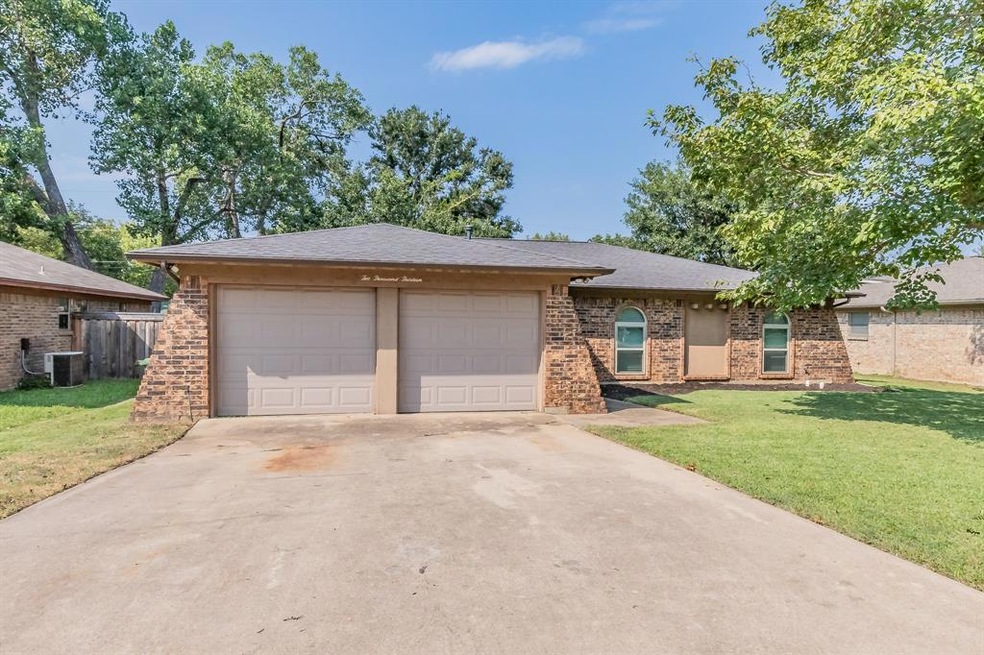 2013 Memphis Dr, Bedford, TX 76022 - photo 1