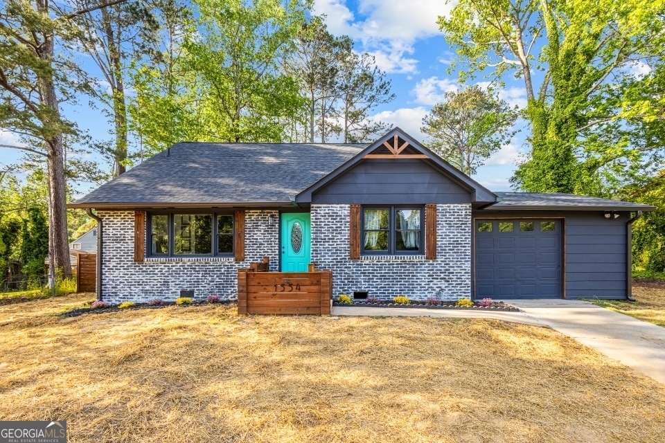 1554 Cardinal Rd, Jonesboro, GA 30238 - photo 1