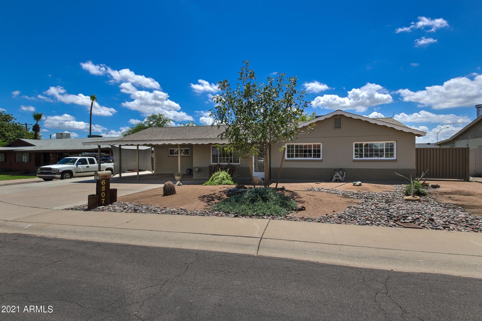 6807 E Diamond St-4