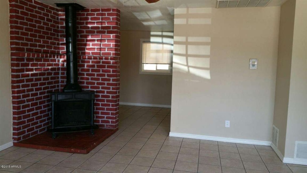 4511 N 49th Dr, Phoenix, AZ 85031 - photo 1