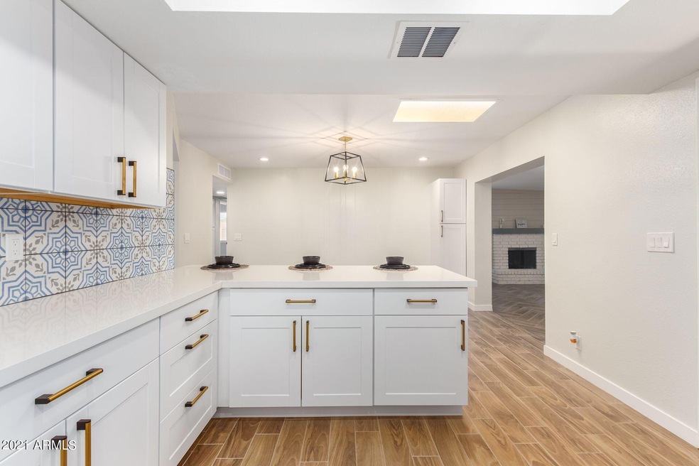 2323 E Enrose St, Mesa, AZ 85213 - photo 1