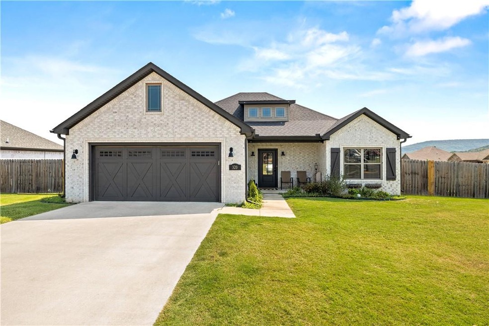 320 Captain Marshal St, Prairie Grove, AR 72753 - photo 1