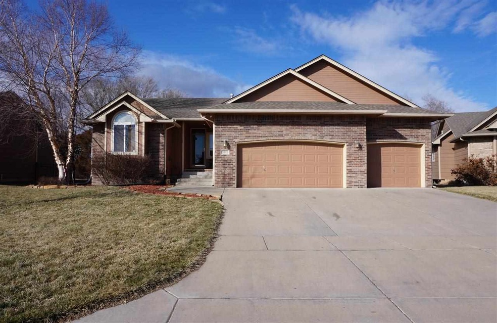 A Must See 5 Bedroom / 3 Bath Home.  Over-sized 3 