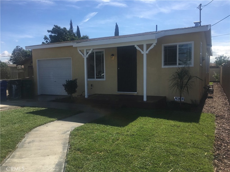 828 W Maple St, Compton, CA 90220 - photo 1