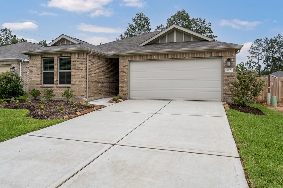 622 Emerald Blossom Ct, Magnolia, TX 77354 - photo 1