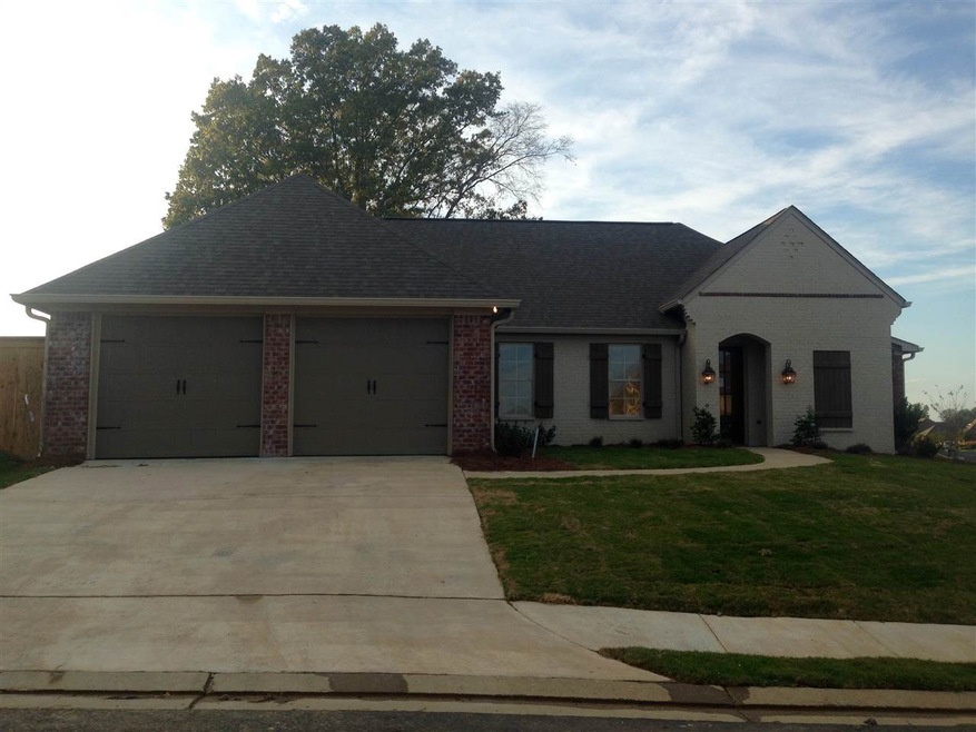 141 Martinique Dr, Madison, MS 39110 - photo 1