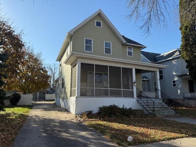 166 Hoyt St, Fond Du Lac, WI 54935 - photo 1