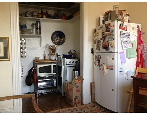 922 Massachusetts Ave unit 22, Cambridge, MA 02139 - photo 1