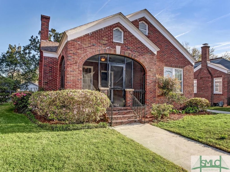 704 E 51st St, Savannah, GA 31405 - photo 1