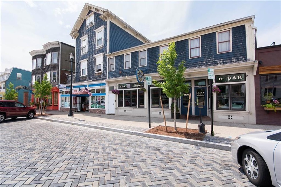 146 Broadway unit 1, Newport, RI 02840 - photo 1