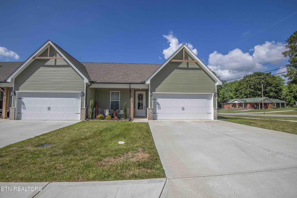 Under Contract $359,900