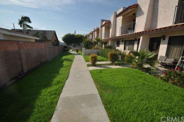17442 Virginia Ave unit 3, Bellflower, CA 90706 - photo 1