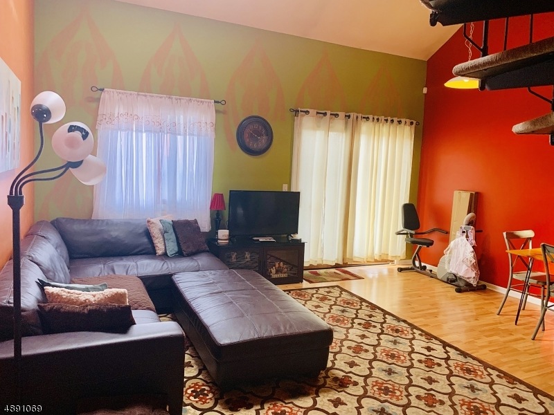 5 Squaw Valley Ct unit 3, Vernon, NJ 07462 - photo 1