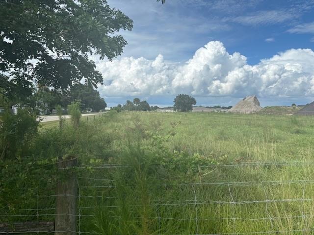 1202 NW 8th Ave, Okeechobee, FL 34972 - photo 1