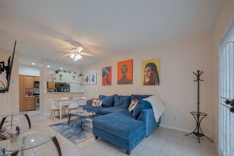 Welcome into this 2 Bed, 1 bath home, located on t