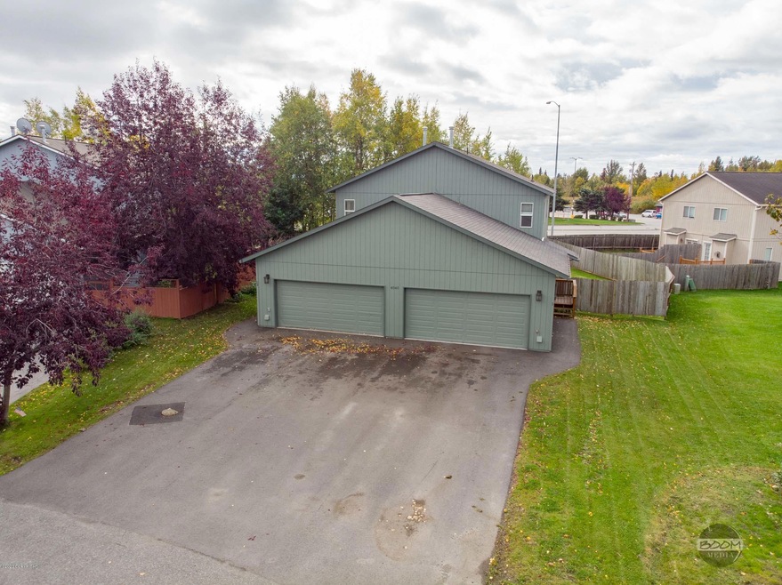 4040 Lakehurst Circle
