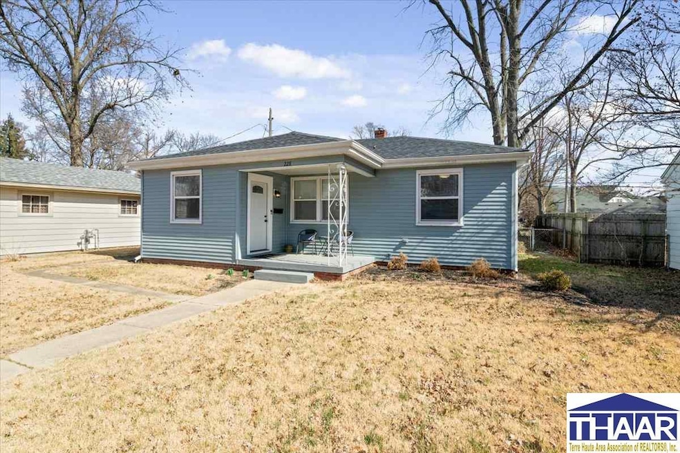 228 S 24th St, Terre Haute, IN 47803 - photo 1