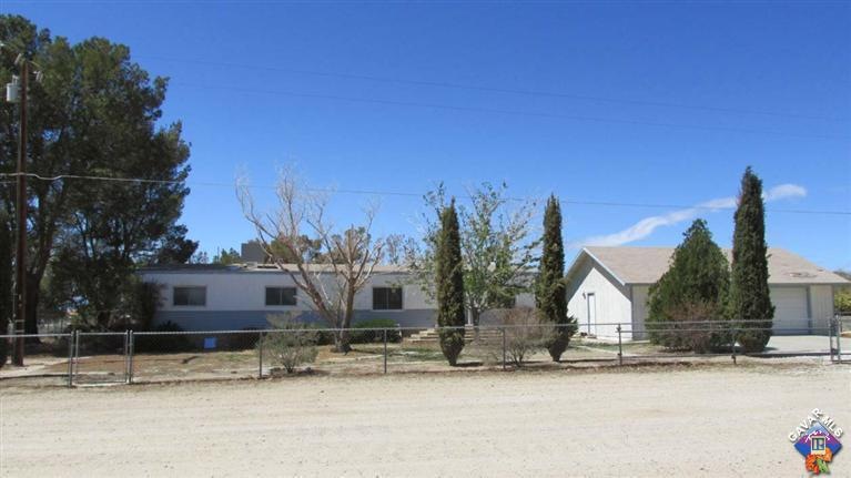 3289 Werner St, Rosamond, CA 93560 - photo 1