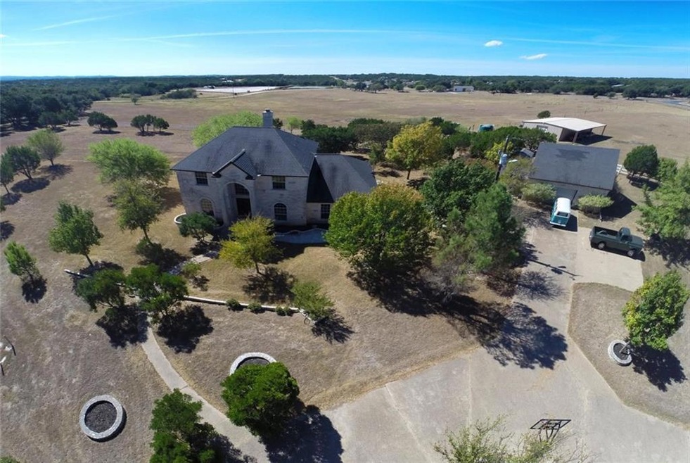 1207 Bell Springs Rd, Dripping Springs, TX 78620 - photo 1