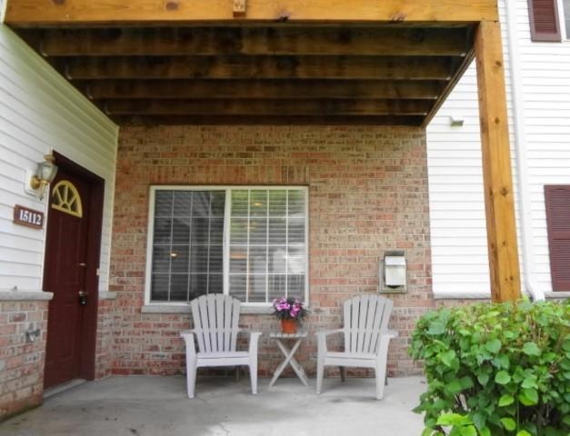 Enterance - Front Patio