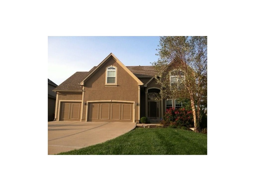 21904 W 56th Terrace, Shawnee, KS 66226 - photo 1