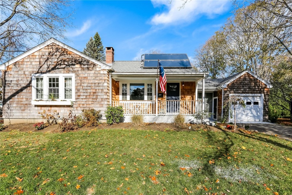 24 Brook St, Barrington, RI 02806 - photo 1