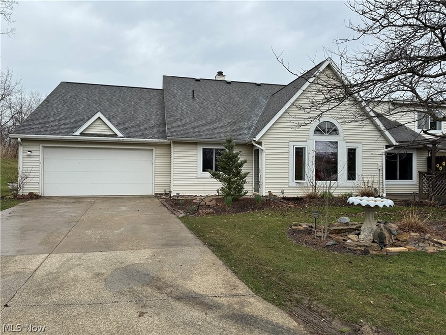 10851 Hobbit Ct Unit B, Painesville, OH 44077 MLS 5023037