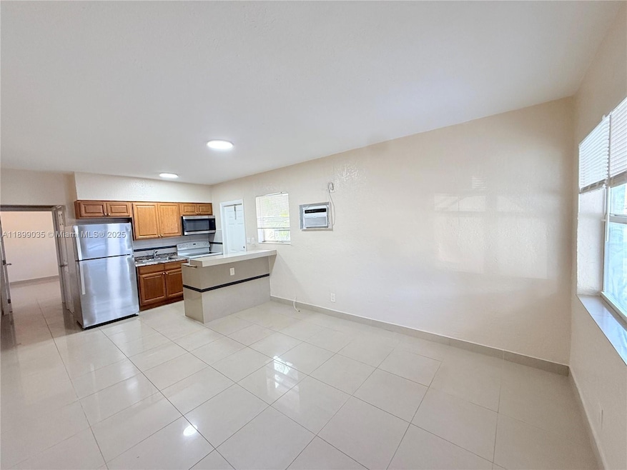 For Rent $1,600/month