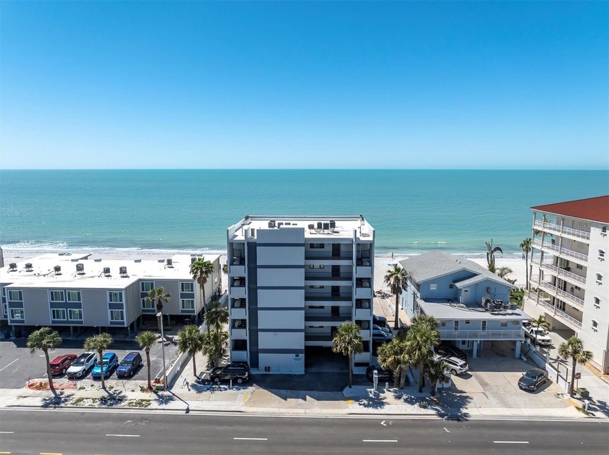 Gorgeous Condo on the beach in Indian Shores!