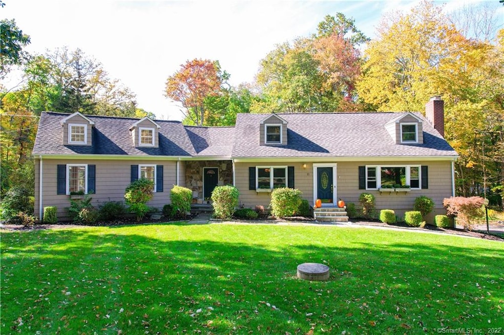 11 Todds Rd, Ridgefield, CT 06877 - photo 1