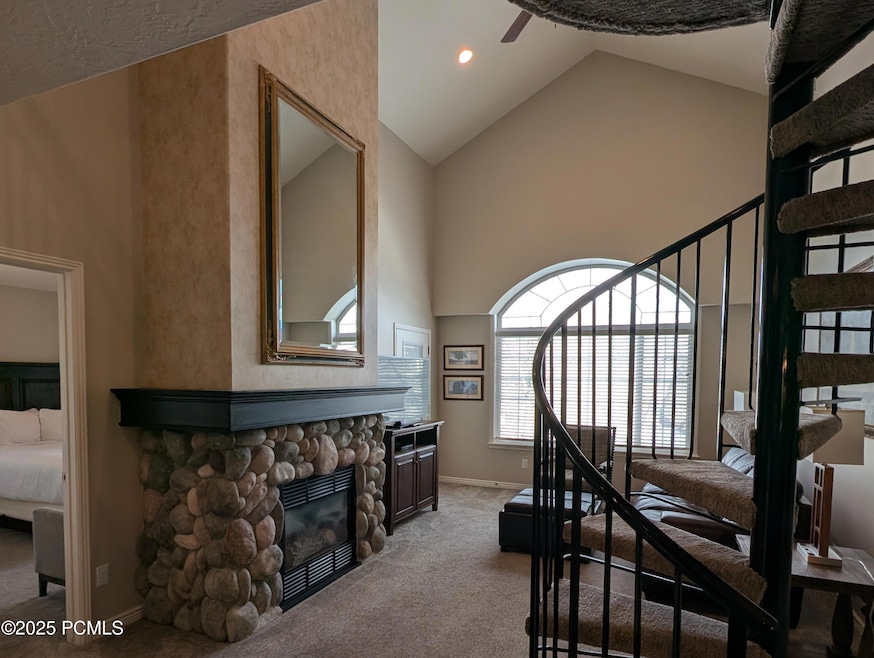 2 bedroom condo