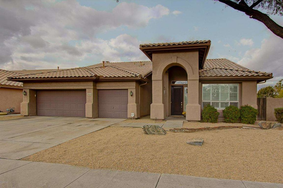 001_Front Exterior