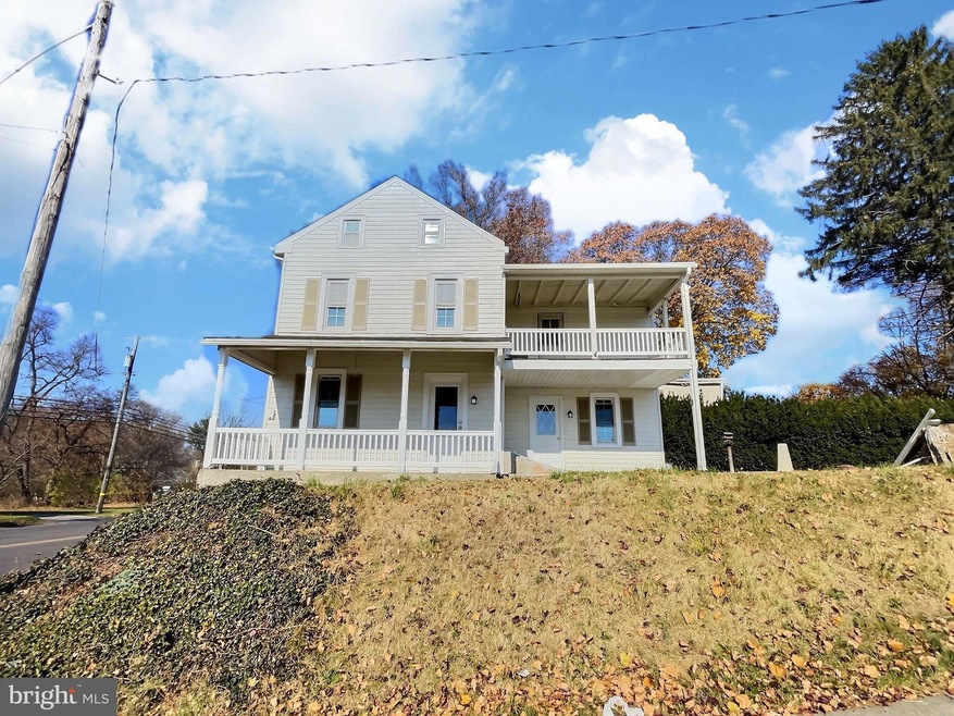 3003 Centre Ave, Reading, PA 19605 - photo 1