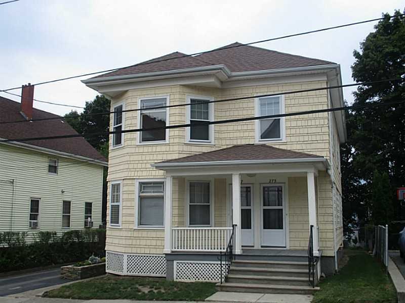 275 Lafayette St, Pawtucket, RI 02860 - photo 1