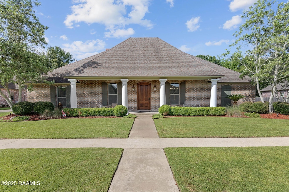 1-web-or-mls-106 Arapahoe Dr-1