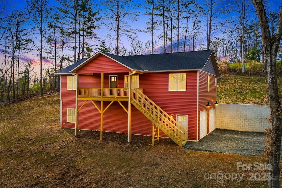 738 Jupiter Rd, Weaverville, NC 28787 - photo 1