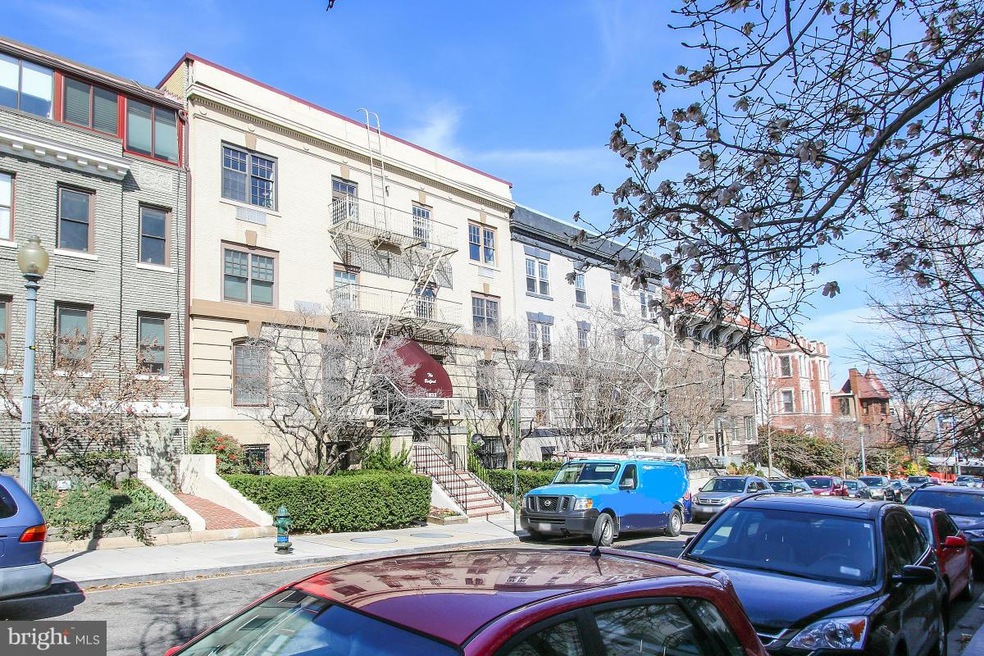 1833 California St NW unit 402, Washington, DC 20009 - photo 1