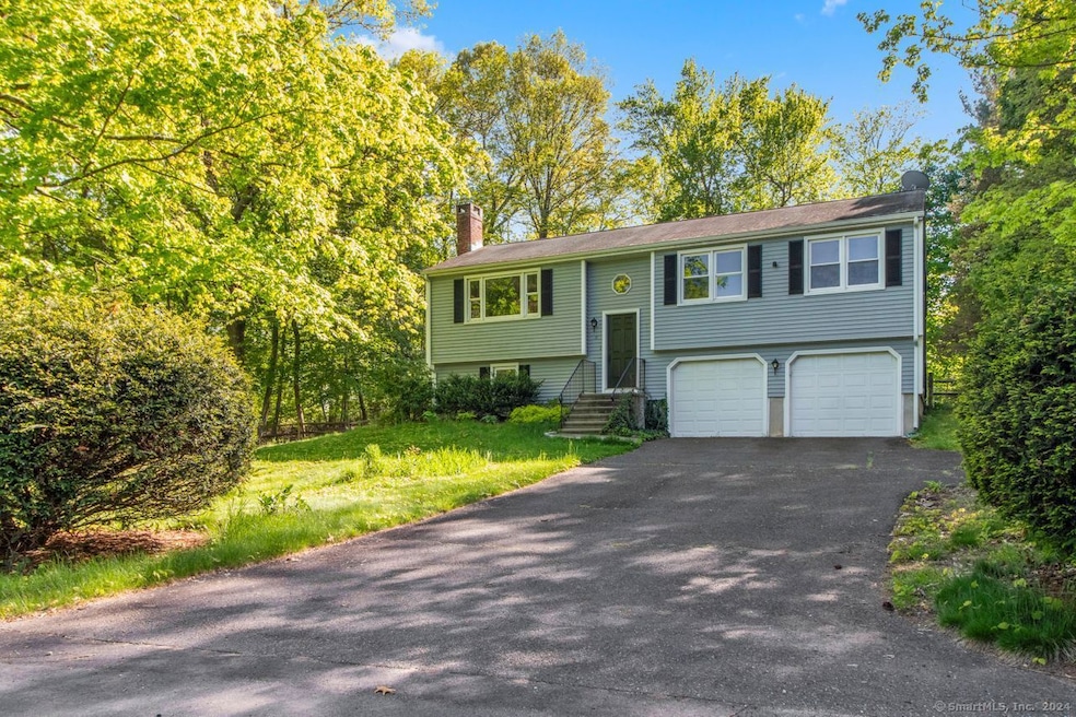 15 Haddam View Heights, Haddam, CT 06438 - photo 1