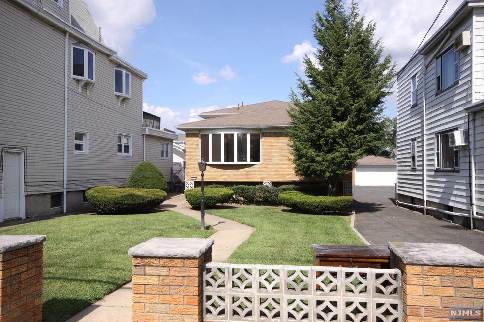 629 New Jersey Ave, Lyndhurst, NJ 07071 - photo 1