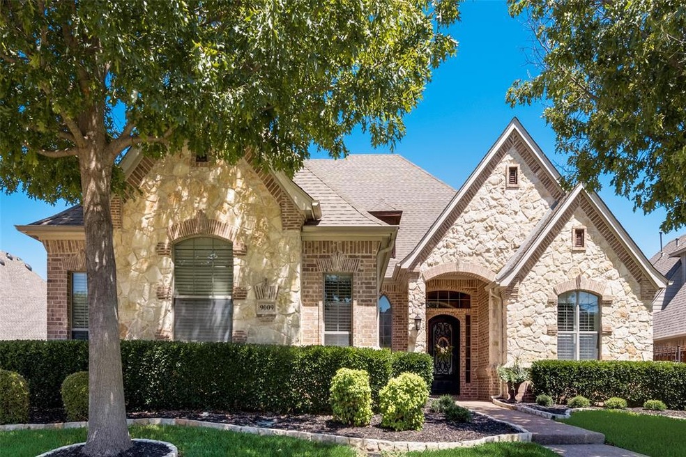 9009 Cedar Breaks Dr, North Richland Hills, TX 76182 - photo 1