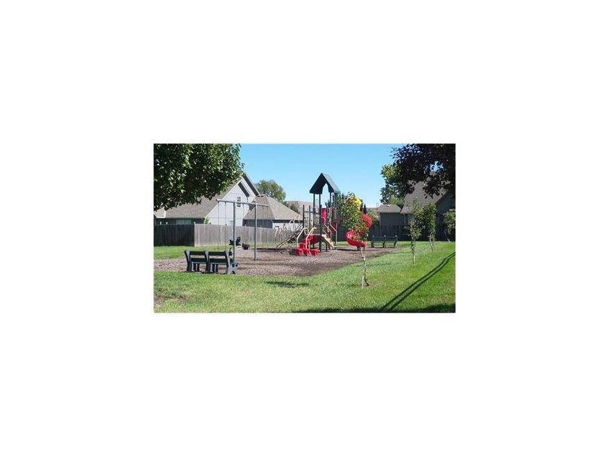 4124 SW Flintrock Dr, Lees Summit, MO 64082 - photo 1