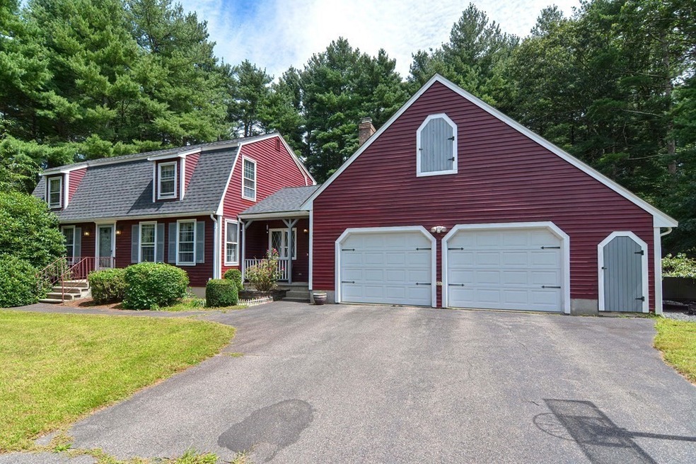 4 Matthew Dr, Franklin, MA 02038 - photo 1