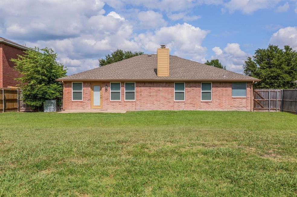 1006 Lake Dallas Dr, Wylie, TX 75098 - photo 1