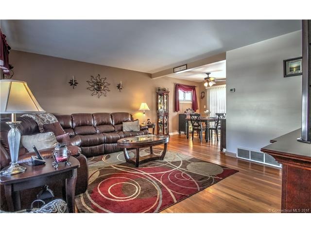 70 Kaye Rd, West Haven, CT 06516 - photo 1