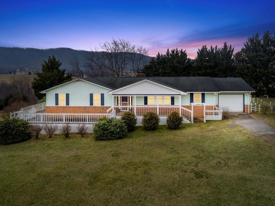 674 Pauley Flatwoods Rd, Austinville, VA 24312 MLS 85583