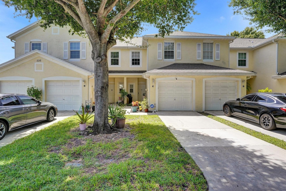 Sold $405,000 • Co-Listing Agent