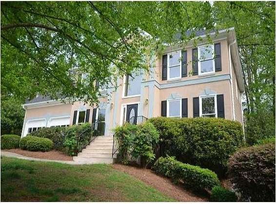 Exterior Front. Beautifully renovated and updated 