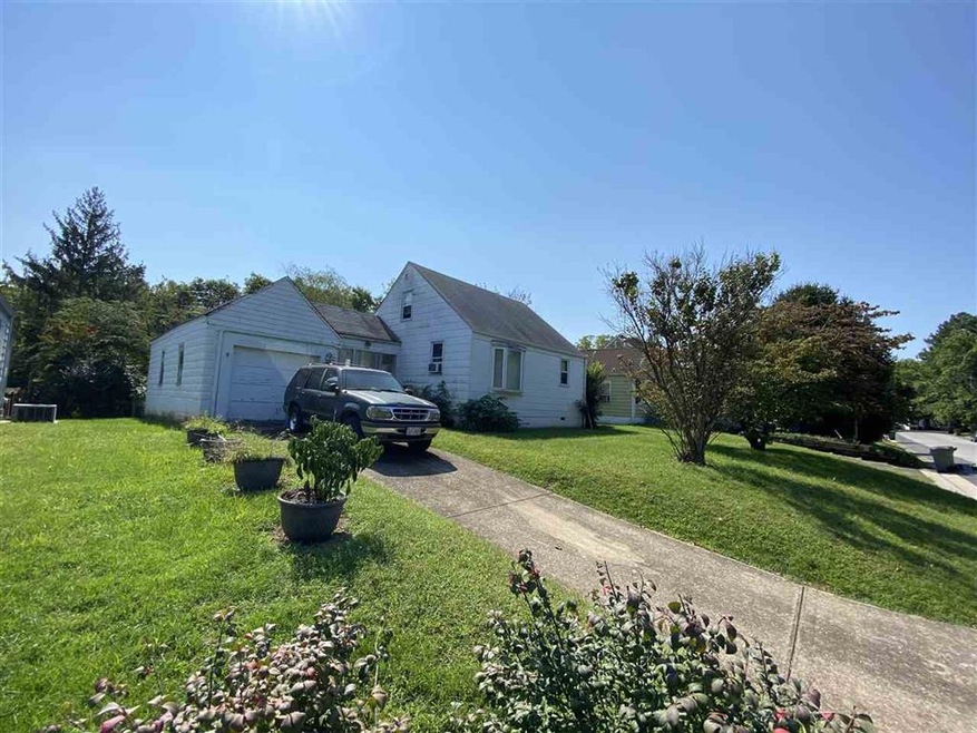 204 York Dr, Waynesboro, VA 22980 - photo 1