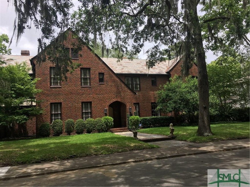 304 E 45th St, Savannah, GA 31405 - photo 1