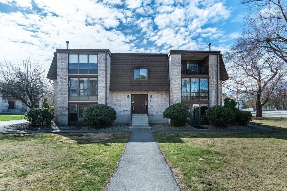 1 Greenbriar Dr unit 107, North Reading, MA 01864 - photo 1